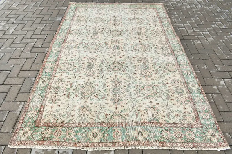 5,4 x 8,5 Fuß großer Vintage-Teppich, türkischer grüner Südwestteppich - 1