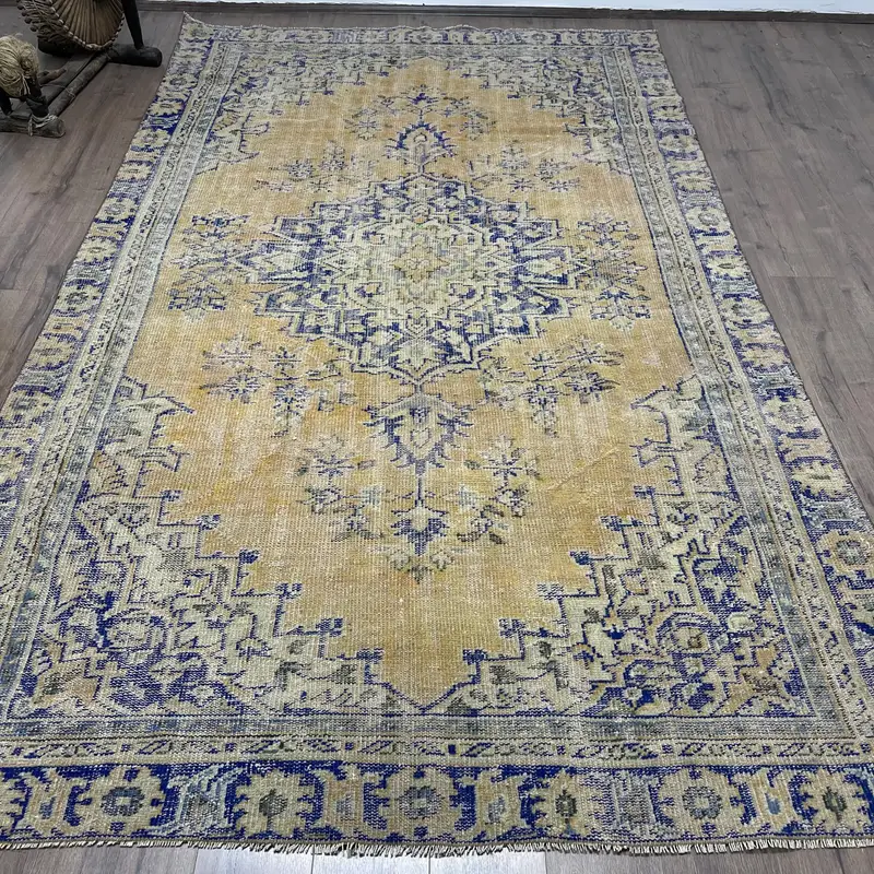 Canlı Sarı Halı, 6,7x10,8 ft Mavi Bordürlü