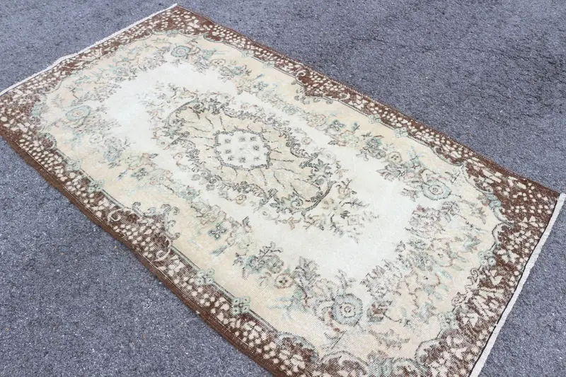 Vintage Türk Halısı, 3.7x6.9 ft Oushak Halı, Kahverengi Beyaz Oryantal Halı - 1