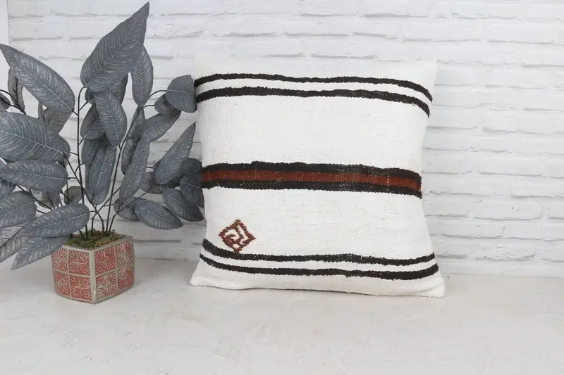 Knitted Pillow Cover, Boho Pillow Sham Cover, Outdoor Patio Cushion Cover, Cushion Cover, Kilim Pillow, Kilim Cushion Sham, 22x22 White Pillow Cover - 1