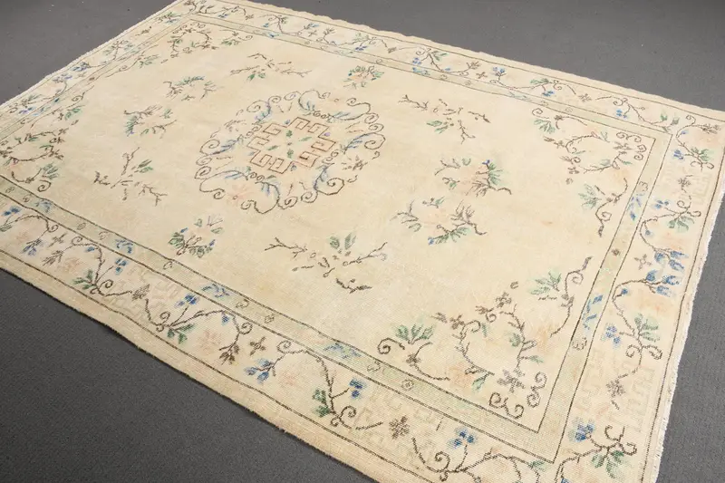 Vintage Rug, 5.7x8.6 ft Large Rug, White Blue Oushak Wool Rug - 1