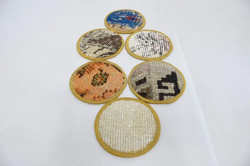 Juego de posavasos étnicos azules y beige, colección única de posavasos