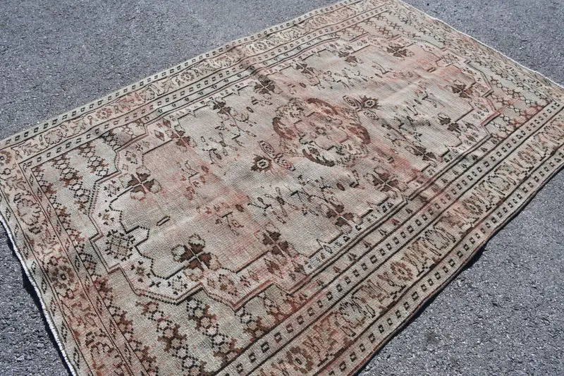 5.1x7.9 ft Türk Vintage Halı, Büyük Halı, Kahverengi Kırmızı Çiçekli Yün Halı - 1