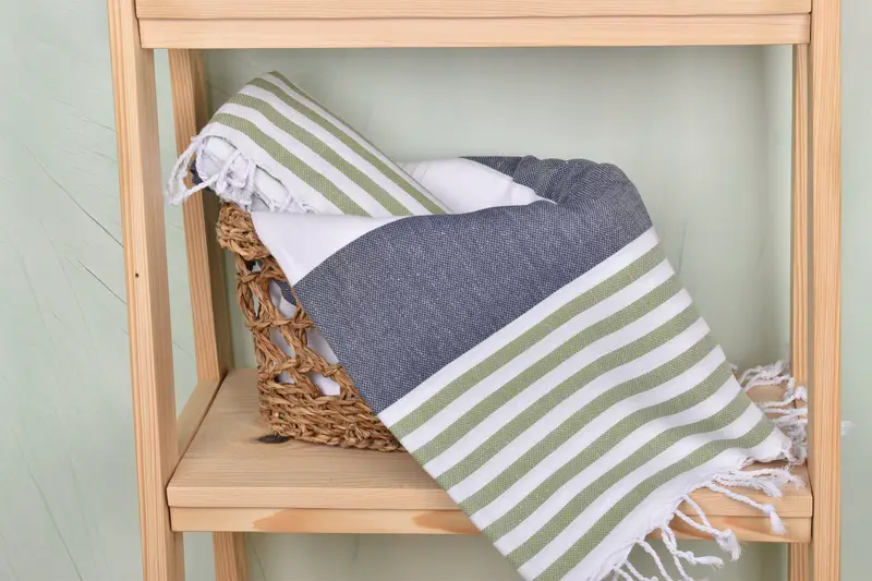 Luxury Beach Towel, Valentines Gift, Bachelorette Party Gifts Bridesmaids, Lightweight Turkish towel, 70x40 Cotton Striped Towel, Housewarming Gift - 4