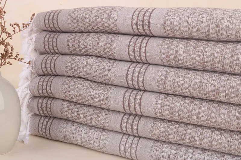 Personalisiertes türkisches Handtuch mit braunen Streifen, 36 x 71 Zoll aus Bio-Baumwolle