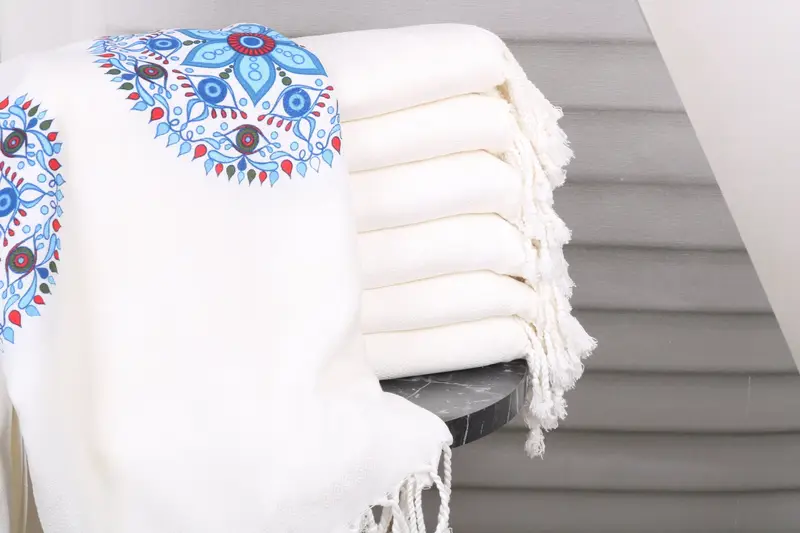 Decorative Towel, Travel towel, Quick-Dry Beach Towel, 70x40 Cotton Floral Patterned Towel, Bridal Shower Gift, Bridal Party Gifts, Holiday Towel - 2