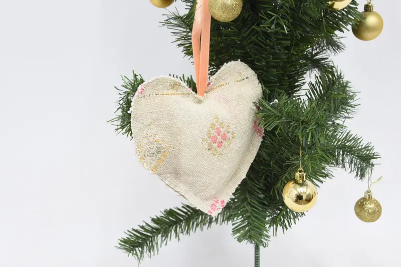 Bohemian Round Coasters, White and Beige Bohemian Coasters