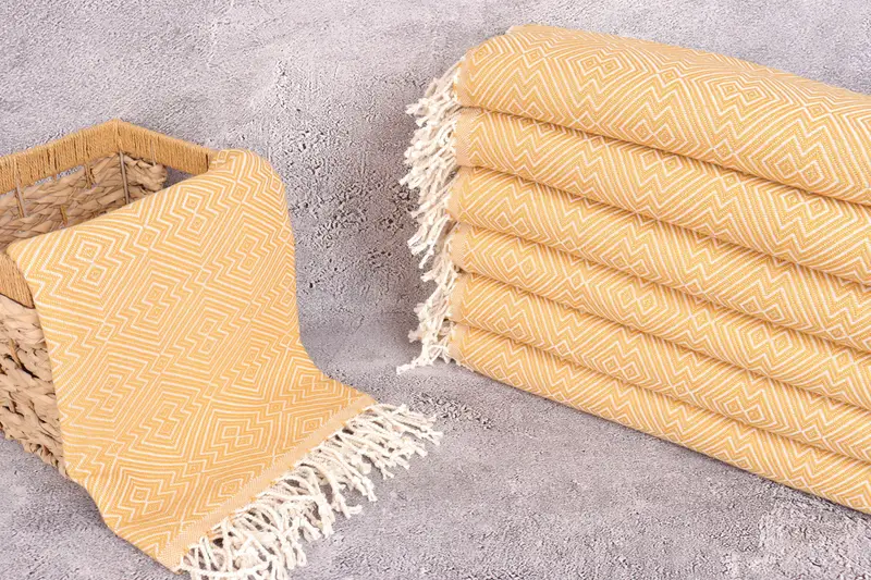 Lightweight Turkish towel, Best Wedding Gift, Turkish hand towel, Bachelorette Party Favors Beach, Wedding Gift, 76x40 Cotton Diamond Towel - 3