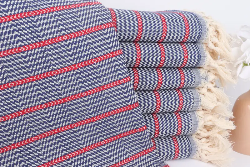 Bridal Shower Favor, 70x40 Cotton Striped Towel, Hammam towel, Girls Weekend Getaways Gifts, Bridal Shower Gift, Organic Beach Towel, Gift For Him - 1