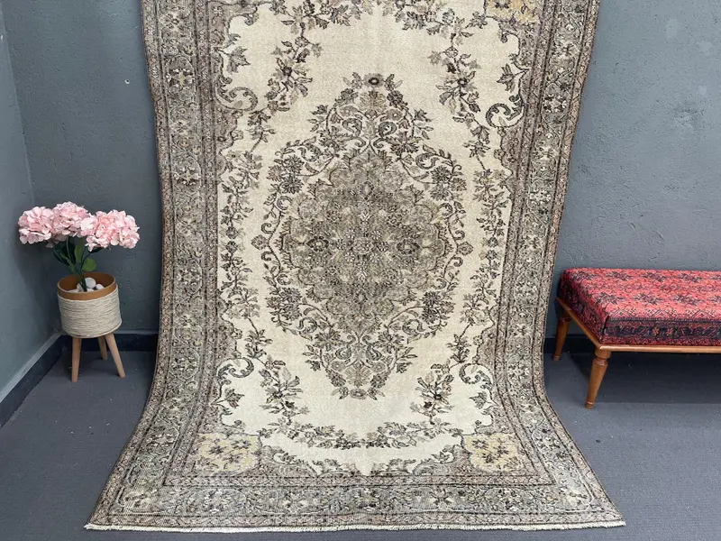 Vintage Turkish Rug, Large 5.4x8.6 ft (166x262 cm) Rug, Brown Plants & trees Wool Rug - 1