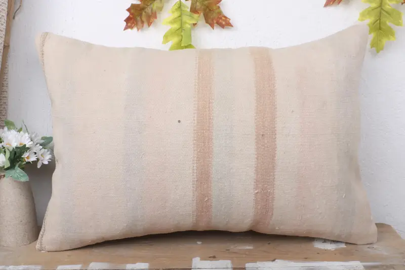 Kilim Pillow, 16x24 Beige Cushion, Pillow Sham, Pillow for Sofa, Handwoven Cushion Case, Rustic Pillow Cover, Turkish Pillow, Garden Cushion Cover - 2