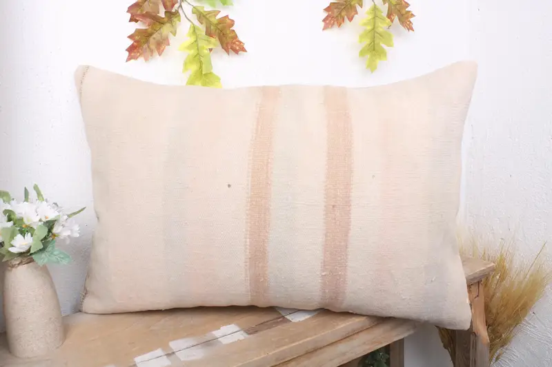 Kilim Pillow, 16x24 Beige Cushion, Pillow Sham, Pillow for Sofa, Handwoven Cushion Case, Rustic Pillow Cover, Turkish Pillow, Garden Cushion Cover - 4