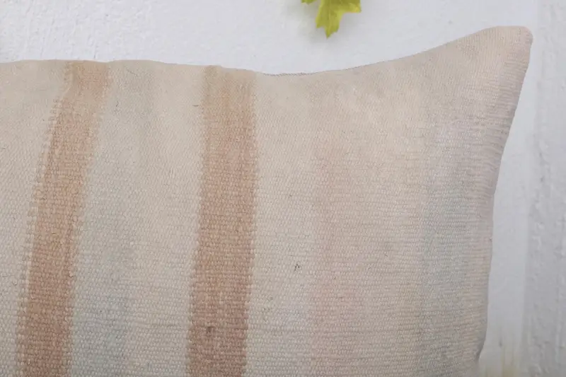 Kilim Pillow, 16x24 Beige Cushion, Pillow Sham, Pillow for Sofa, Handwoven Cushion Case, Rustic Pillow Cover, Turkish Pillow, Garden Cushion Cover - 5