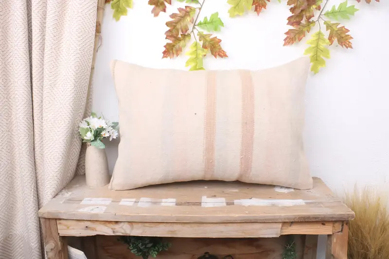 Kilim Pillow, 16x24 Beige Cushion, Pillow Sham, Pillow for Sofa, Handwoven Cushion Case, Rustic Pillow Cover, Turkish Pillow, Garden Cushion Cover - 1