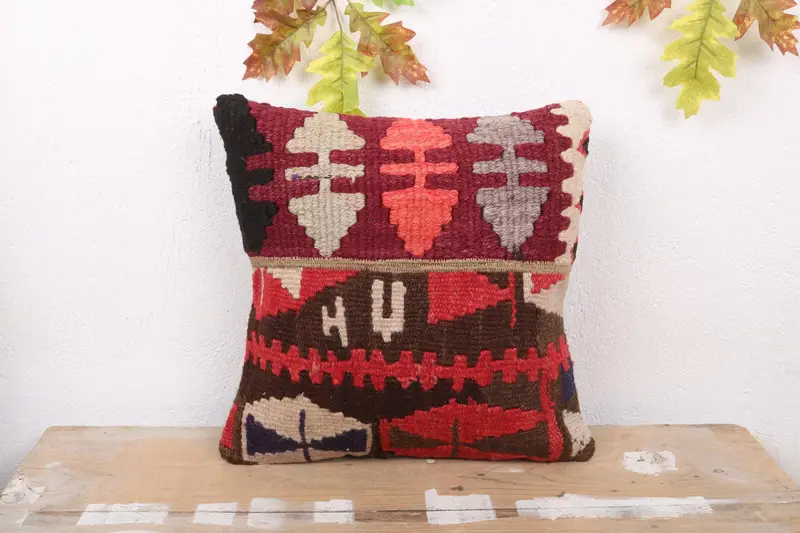 レッド&オレンジパッチワーククッション、16x16刺繍クッション