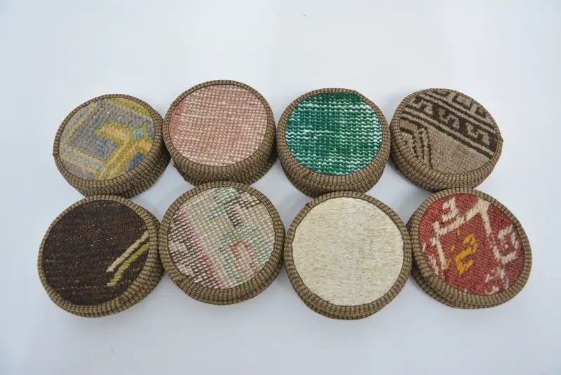 ユニークなキリム柄、滑り止めレザー生地コースター