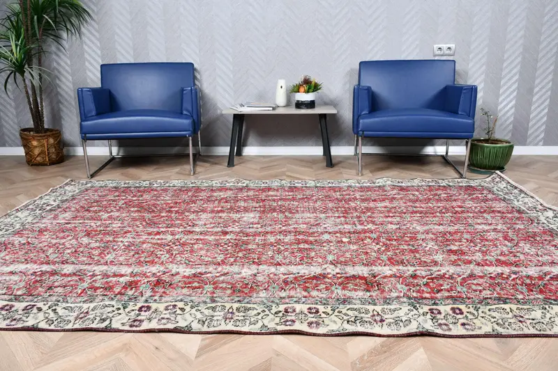 5,5 x 8,9 Fuß großer Vintage-Teppich, türkischer großer Teppich, rot-weißer Tierdruck-Teppich