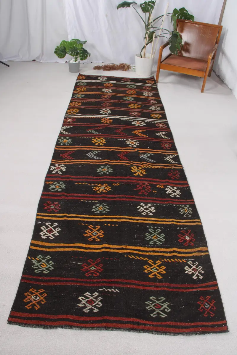 Elegant Brown Rug, 3,6x11,3 ft Yellow Check Pattern