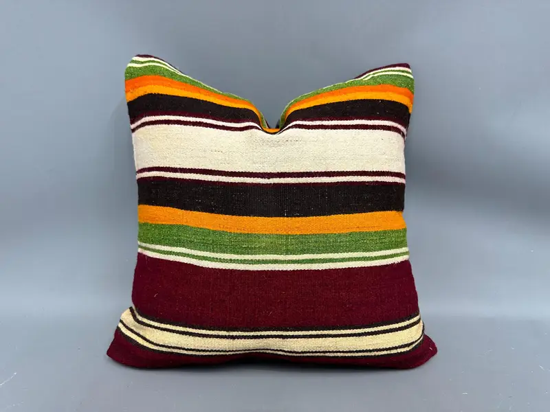 Gift Pillow, 20x20 Green Pillow Case, Handmade Kilim Cushion, Boho Throw Pillow, Vintage Pillow Sham, Pillow Cover, Kilim Pillow - 1