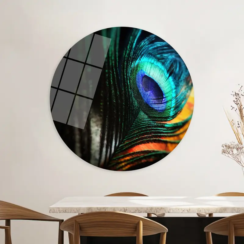 エレガントな孔雀の羽のキャンバス: 鮮やかで芸術的な室内装飾