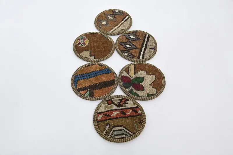 ボヘミアンパターンラウンドコースター、ブラウンとベージュのドリンクコースター