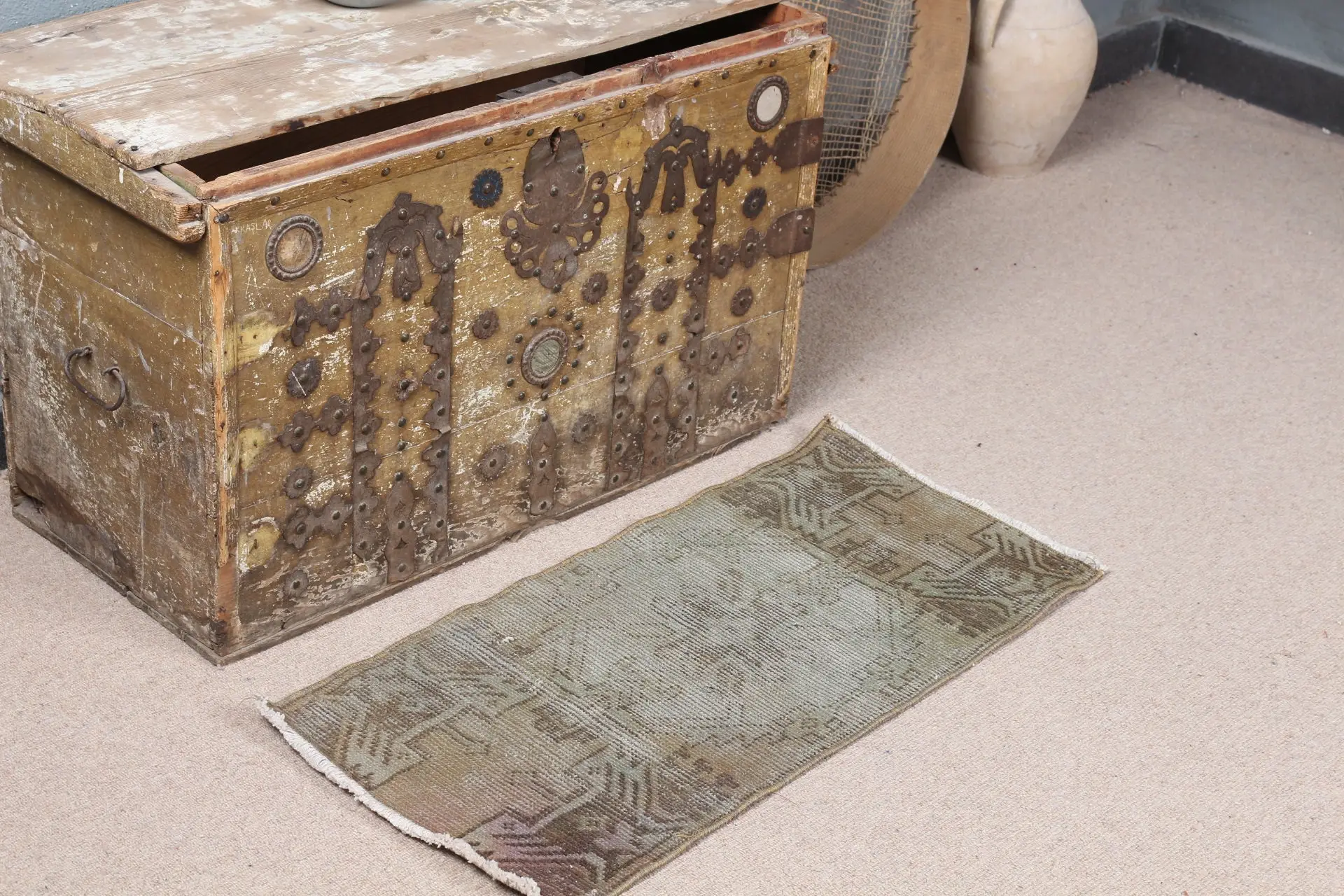 Vintage 1.3x2.7 ft Rug, Turkish Small Rug, Gray Floral Rug - 1