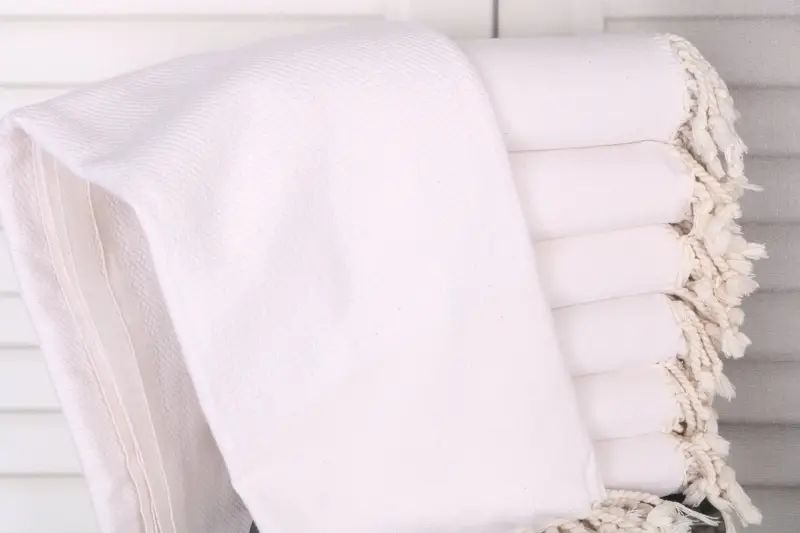 Geometric Stonewashed Natural Cotton Towel, 32x71 Inches