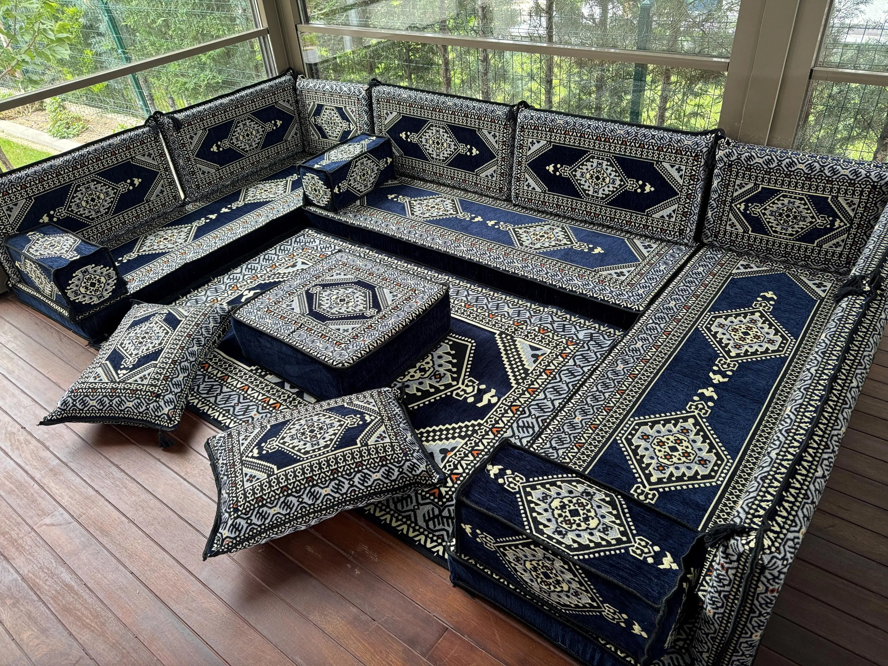 Ottomanboden Sitzgelegenheiten, traditionelles Bodensofa, U-förmiger Bodenkissen, Sitzgelegenheiten für Schnitte, Kilim-Musterkissen, Wohnkultur - 1