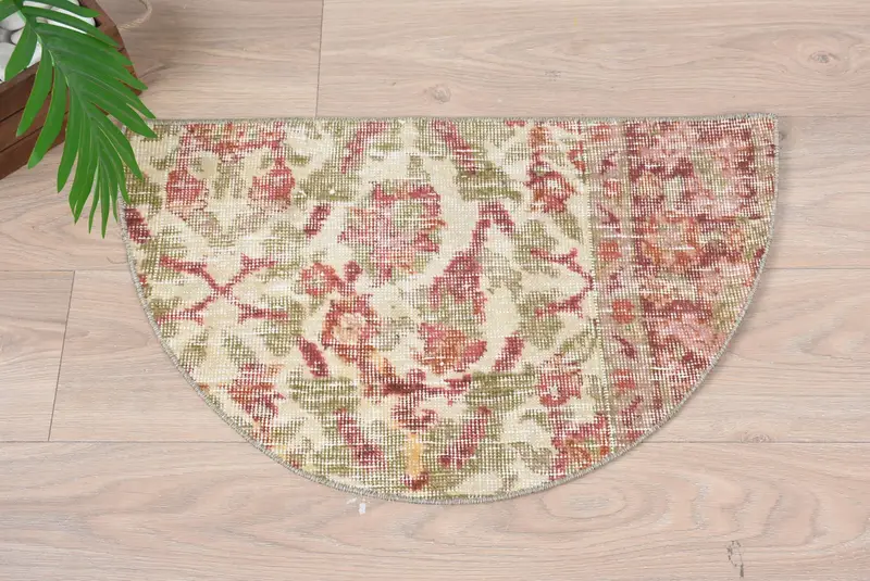 Vintage el yapımı Kilim paspas, yarım daire biçimli yarım yuvarlak halı, çevre dostu giriş yolu, boho banyo halı, Türk küçük uzay zemin aksanı - 6