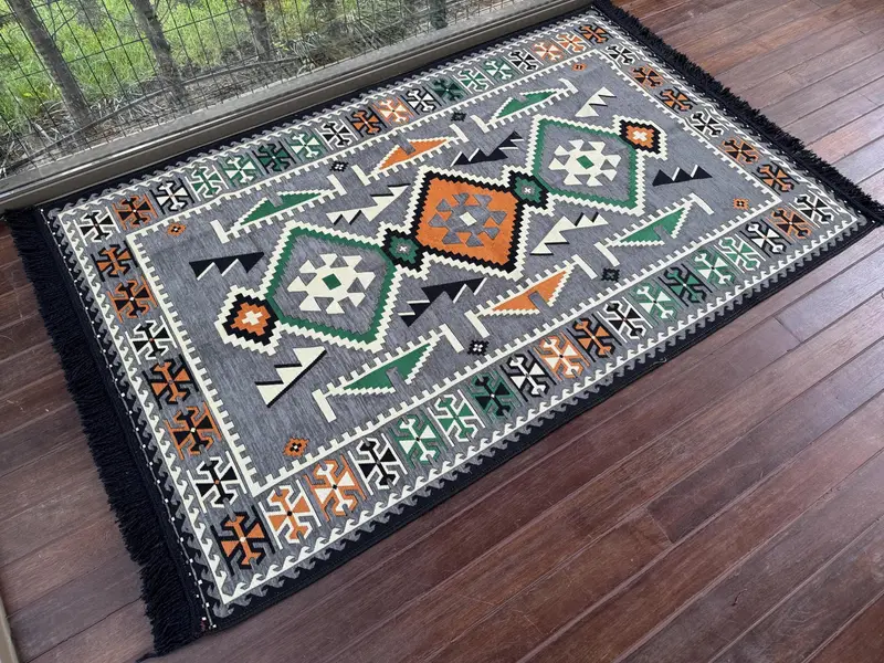 Gri kanepe, osmanlı zemin oturma, geleneksel zemin kanepe, u şeklindeki zemin yastığı, kesit zemin oturma, Kilim desen yastığı, ev dekorasyonu, - 3