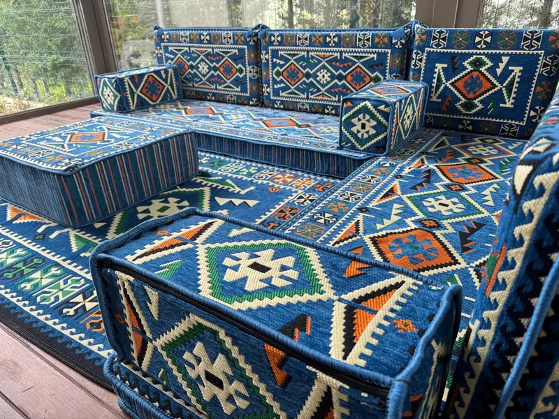 Geleneksel zemin kanepesi, Osmanlı zemin oturma, u şeklindeki zemin yastığı, kesit zemin oturma, Kilim desen yastığı, ev dekorasyonu, - 8