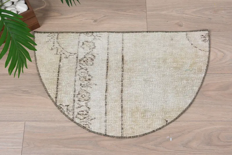 Vintage el yapımı Kilim paspas, yarım daire biçimli yarım yuvarlak halı, çevre dostu giriş yolu, Türk boho banyo halı, küçük alan aksanı - 6