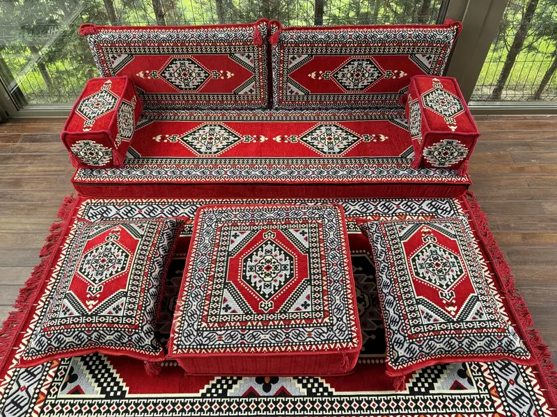 Kesit zemin oturma, Majlis oturma, oturma odası zemin kanepe, Osmanlı zemin oturma, geleneksel zemin kanepe, u şeklinde zemin yastığı - 3