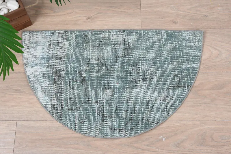 Vintage el yapımı Kilim paspas, yarım daire biçimli yarım yuvarlak halı, çevre dostu giriş yolu, Türk boho banyo halı, küçük alan aksanı - 8