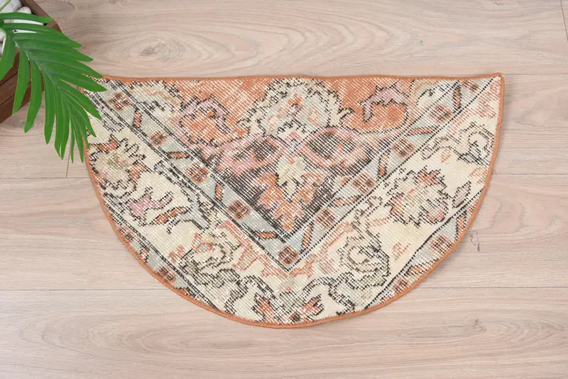 El yapımı yarı dairesel Kilim paspas, vintage yarım yuvarlak halı, çevre dostu giriş yolu, Türk boho banyo dekoru, küçük alan aksanlı halı - 7