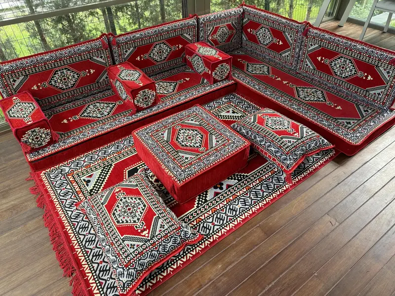 Kesit zemin oturma, Majlis oturma, oturma odası zemin kanepe, Osmanlı zemin oturma, geleneksel zemin kanepe, u şeklinde zemin yastığı - 2
