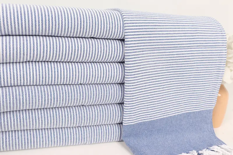 Kız gezisi parti iyiliği, monogram mutfak havlu, nedime hediye havlu, 40x18 pamuklu çizgili havlu, nedime hediyeleri, kişiselleştirilmiş yemek havlu - 2