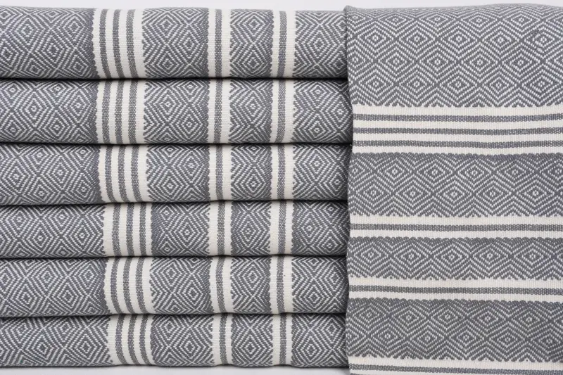 Nedime hediyeleri, onun için hediye, banyo havluları, düğün hediyesi, kişiselleştirilmiş düğün hediyesi, Bachelorette parti dekorasyonları, 40x18 pamuklu elmas havlu - 1