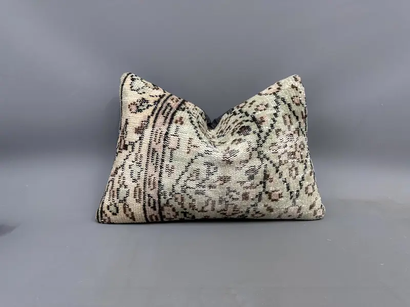 Handgewebtes türkisches Kelim-Wurfkissen, Vintage-Boho-Dekorkissen
