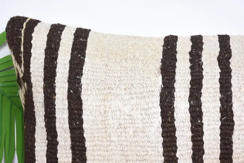 Pillow Case, Kilim Pillow, 12x24 Beige Cushion, Boho Pillow, Vintage Kilim Pillow, Handmade Throw Cushion, Boho Chic Pillow Sham - 2