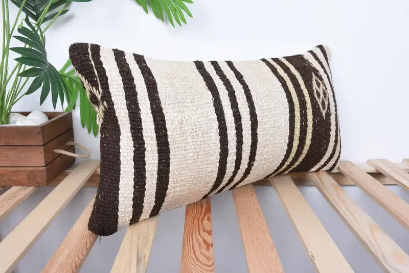 Pillow Case, Kilim Pillow, 12x24 Beige Cushion, Boho Pillow, Vintage Kilim Pillow, Handmade Throw Cushion, Boho Chic Pillow Sham - 4