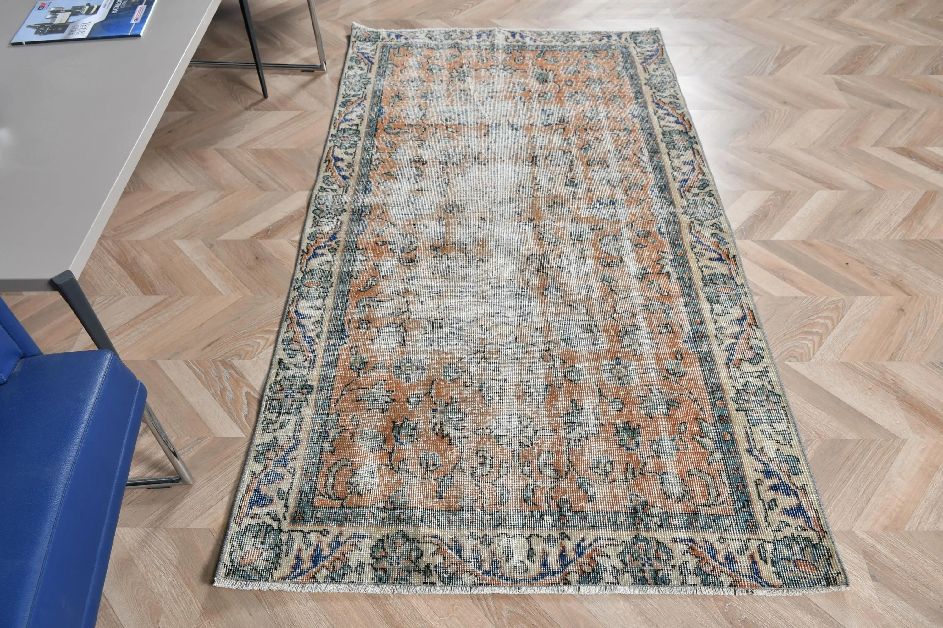 Canlı Turuncu ve Mavi Halı, 3,5x6,3 ft Çiçekli ve Paisley - 1