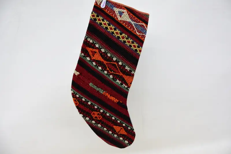 Kırmızı ve Turuncu Noel Süsleri Çorabı, Şenlikli Tatil Çorabı