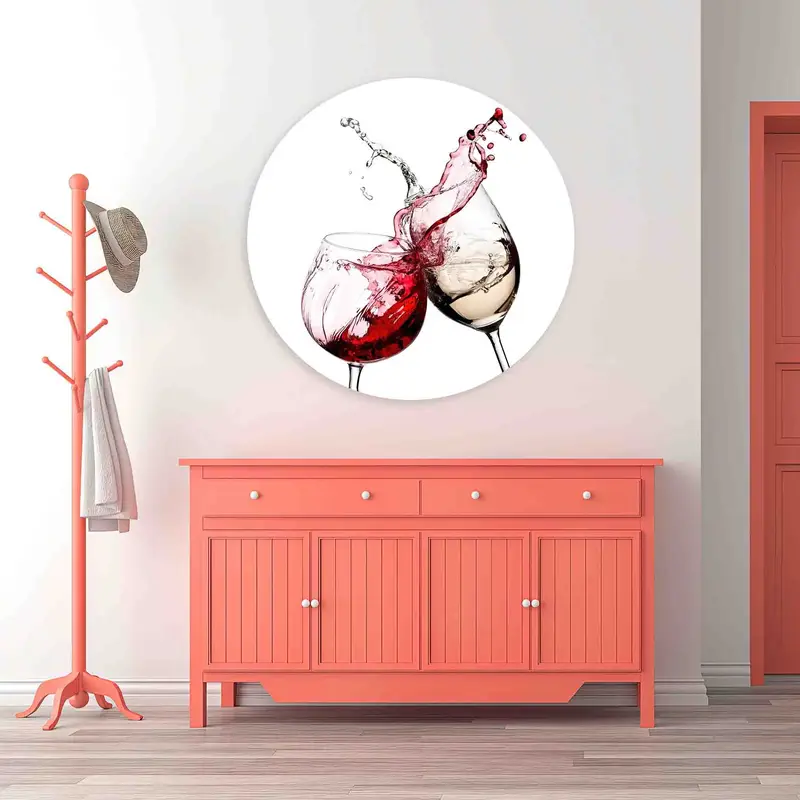 エレガントなワイングラス キャンバス: 芸術的なワイン スプラッシュ装飾