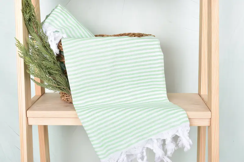 Travel Towel, 68x36 Cotton Striped Towel, Home Decor Gifts, Personalized Bridesmaid Gift, Bridal Shower Gift, Holiday Towel, Gift Boxes Towel - 4