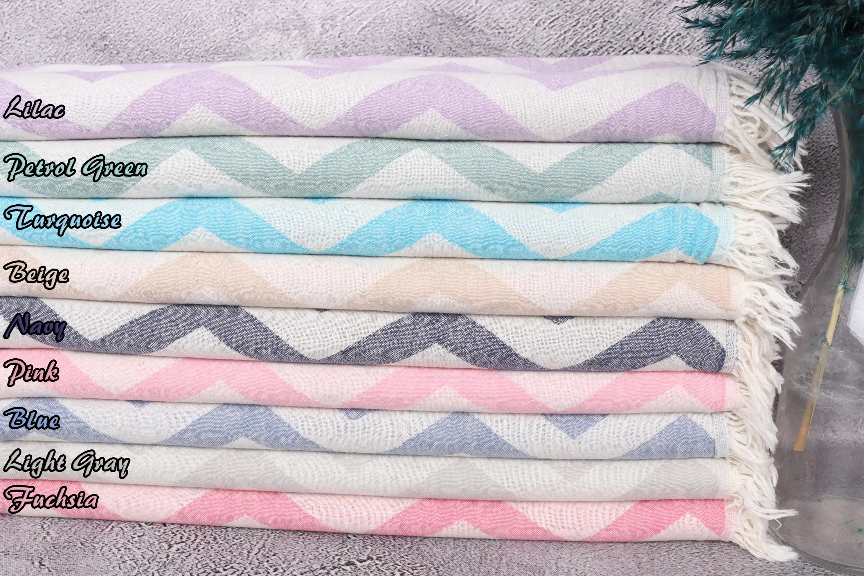 Personalized Monogrammed Zigzag Design Hand Towel, Organic Cotton, 24x40 Inches - 1