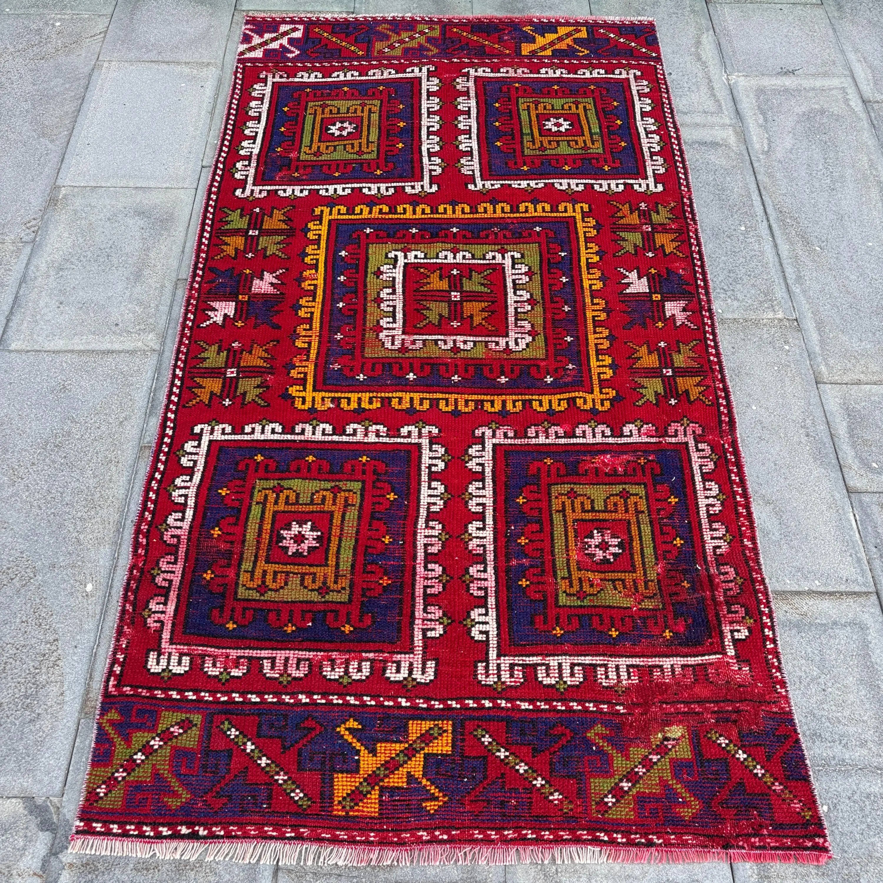 Alfombra turca vintage con acento 3,3x6,4 pies (101x194 cm), alfombra floral roja - 1