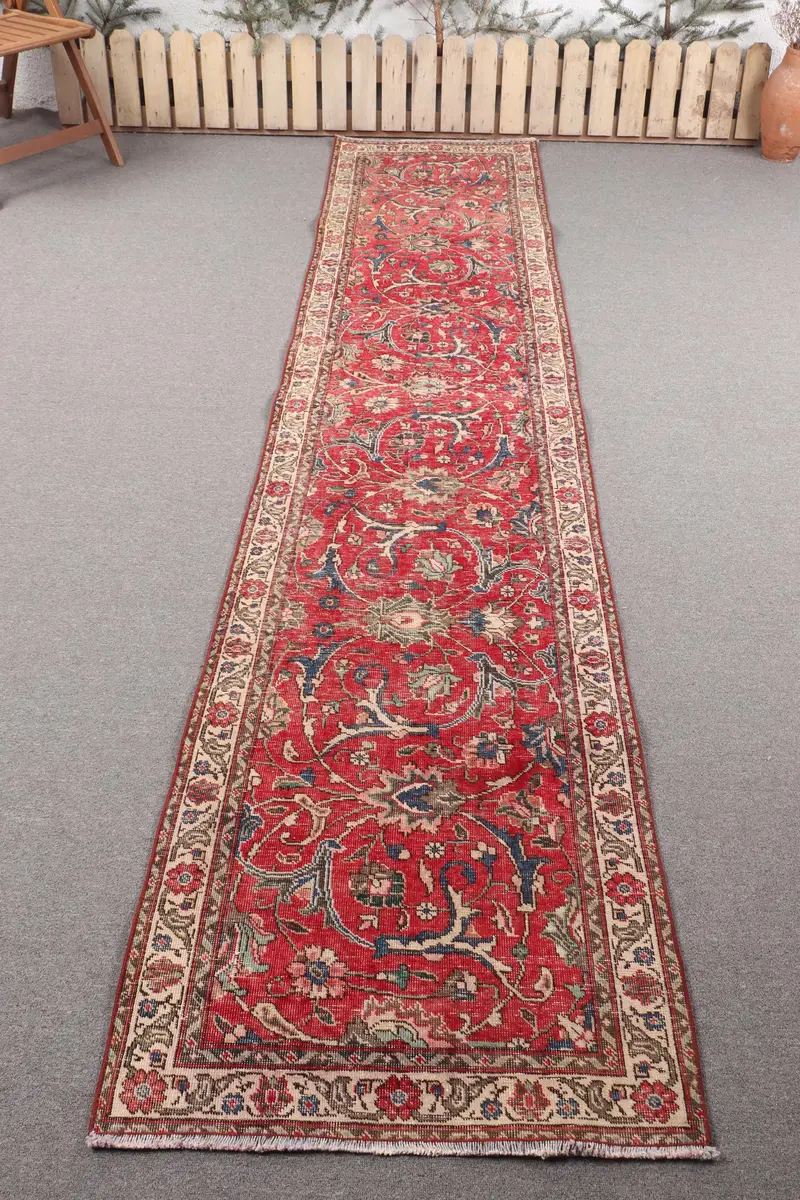 手作りのレッド&ブルーペルシャ絨毯、2.6x11.1フィート