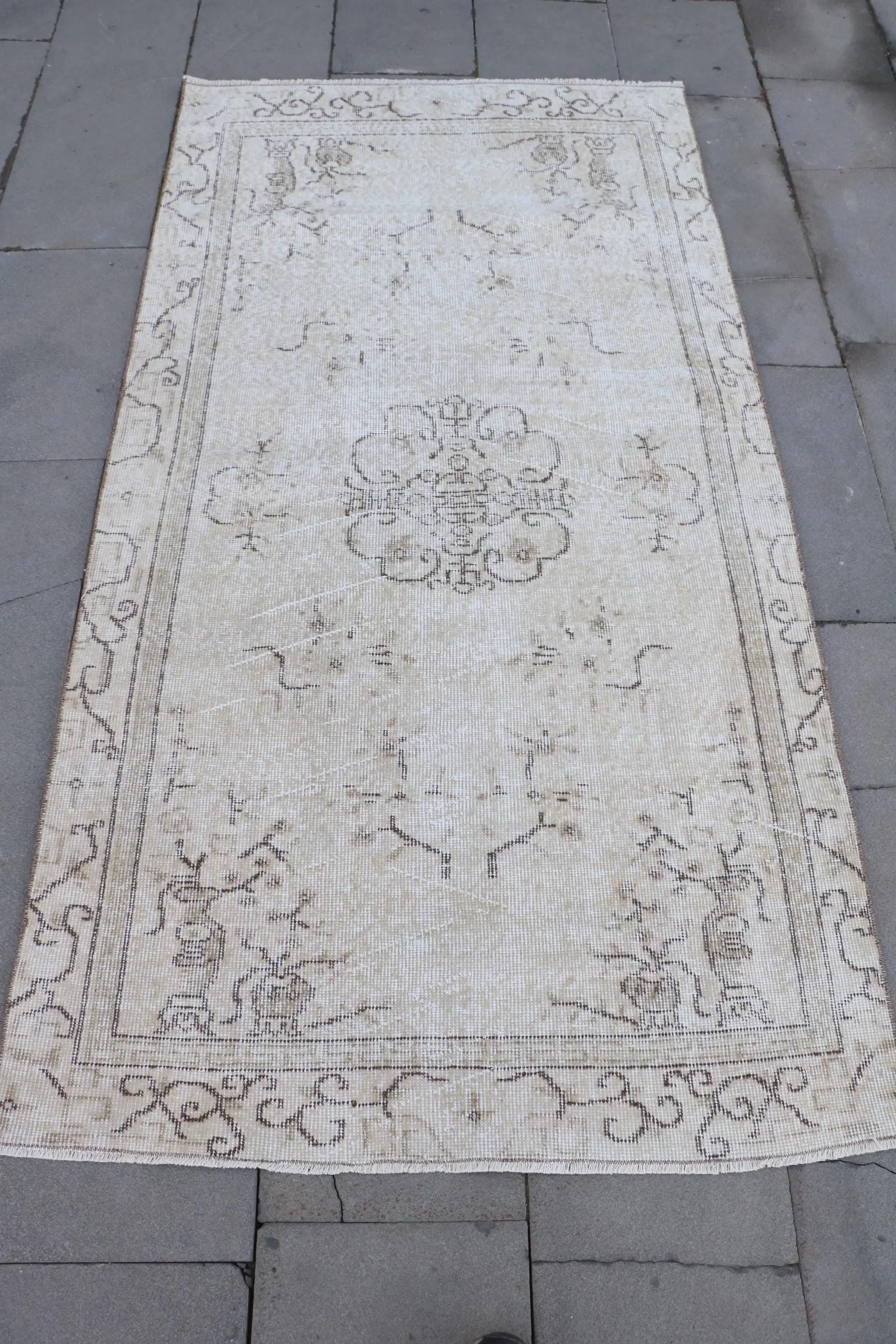 3.4x6.5 ft Türk Halısı, Vintage Vurgu Halısı, Beyaz Kahverengi Fas Yün Halısı - 1
