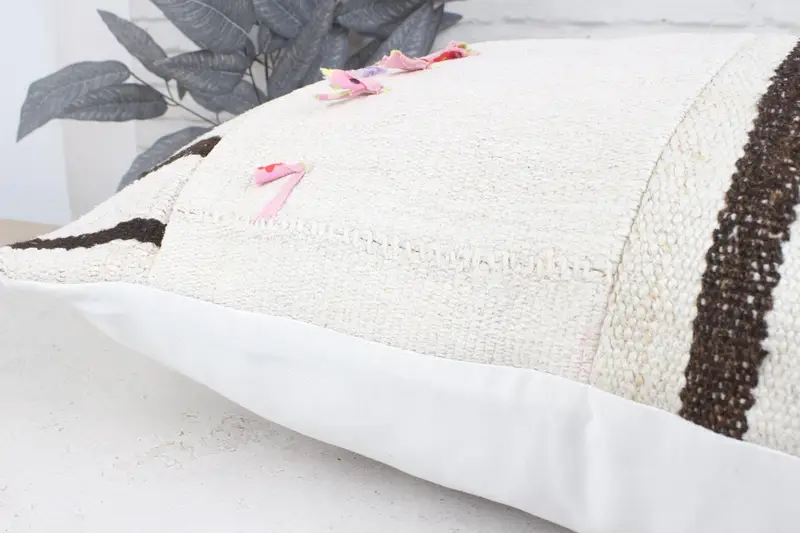 Turkish Corner Cushion, 32x32 White Cushion Cover, Handmade Kilim Cushion, Pillow for Sofa, Pillow Sham, Vintage Kilim Pillow, Knitted Cushion Cover - 6